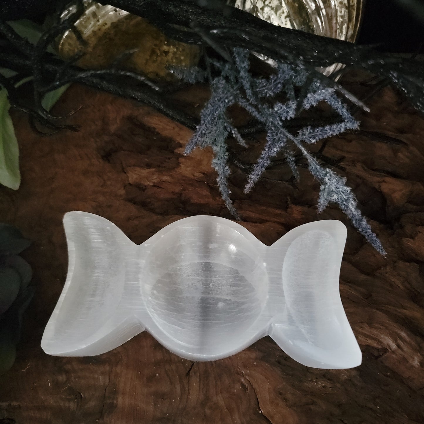 Selenite Triple Moon Offering Bowl – Hecate Altar Charging Dish