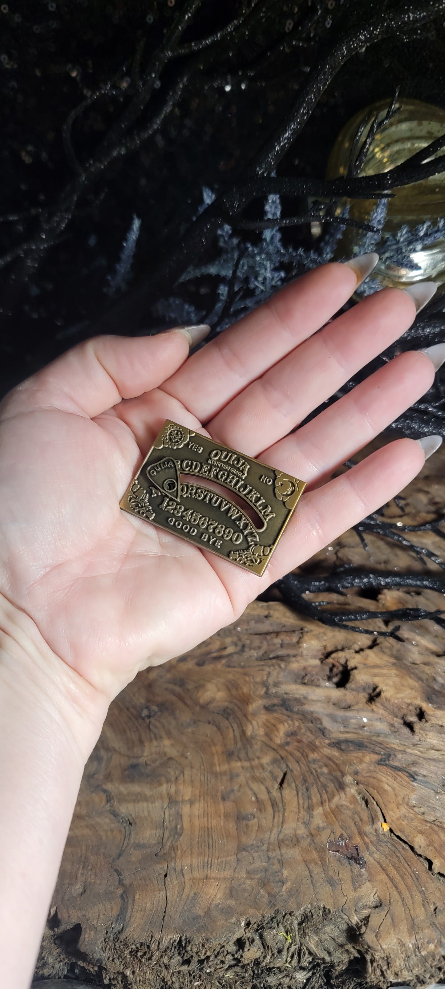 3D Ouija Board Enamel Pin ā Occult Spirit Board Lapel Pin