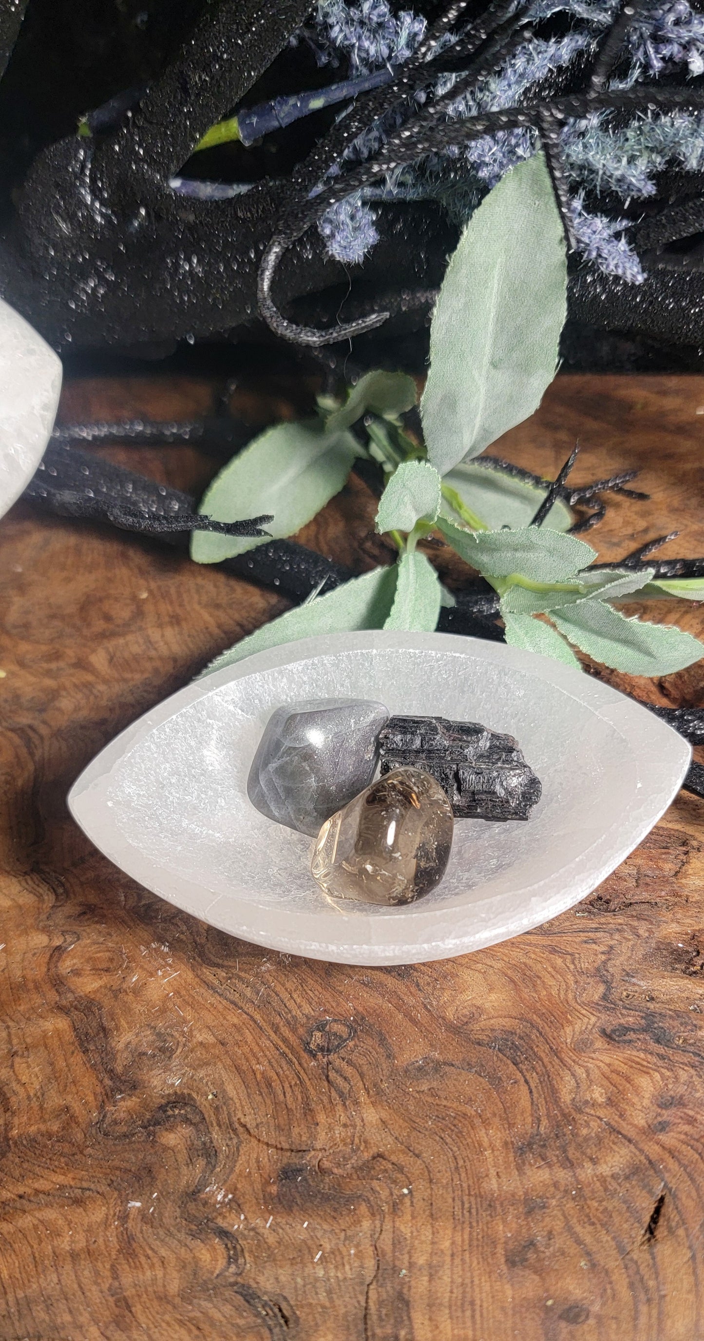 Selenite Evil Eye Bowl with Smoky Quartz, Tourmaline & Labradorite - Protection Crystal Set