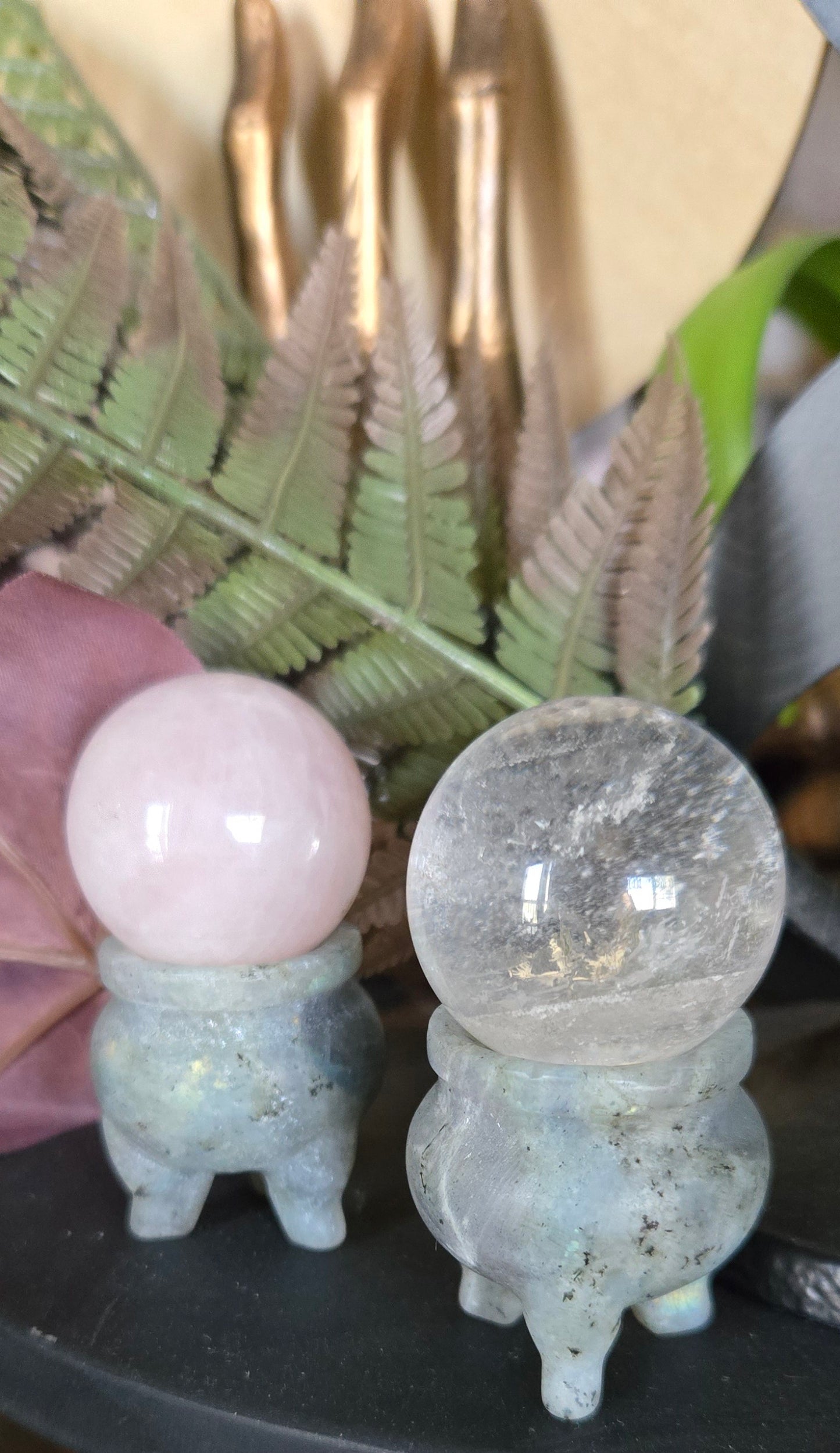 Cauldron Crystal Sphere Holder – Wiccan Stand for Scrying Ball or Energy Work