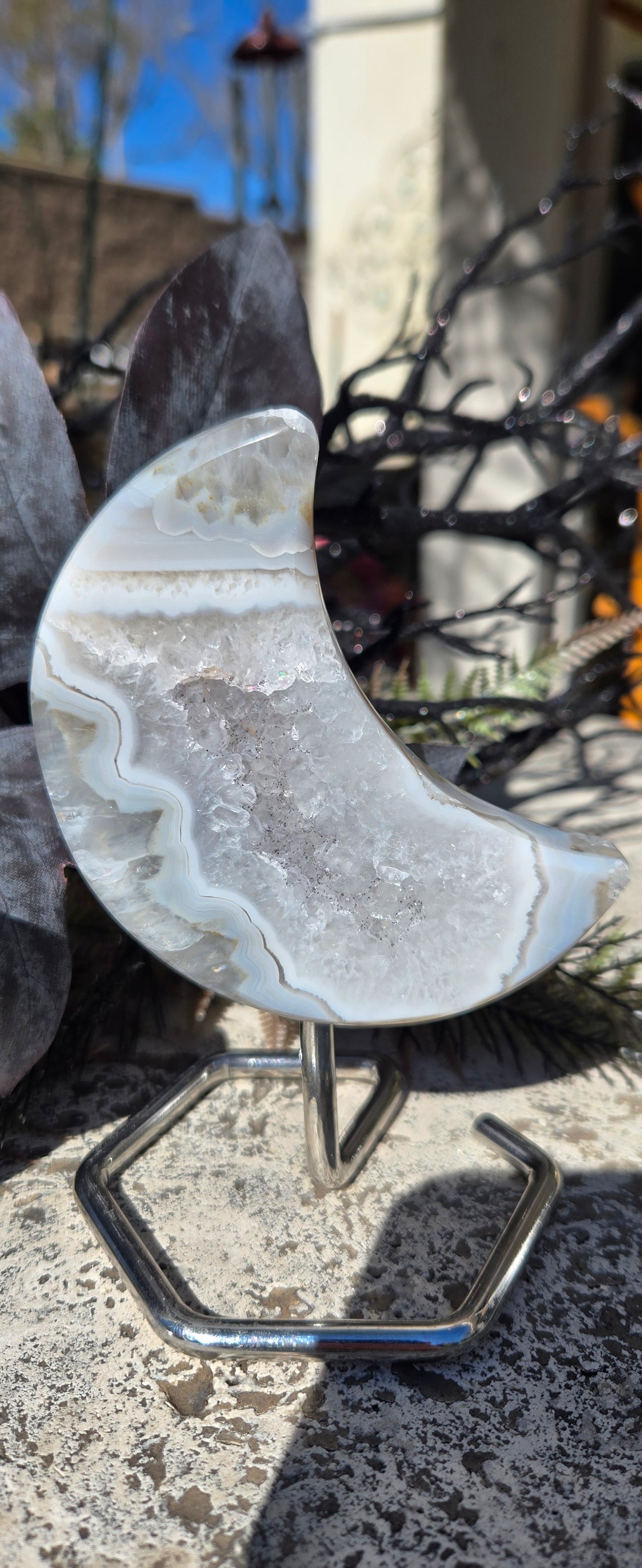 Druzy Agate Crescent Moon on Stand – Grounding Crystal Decor
