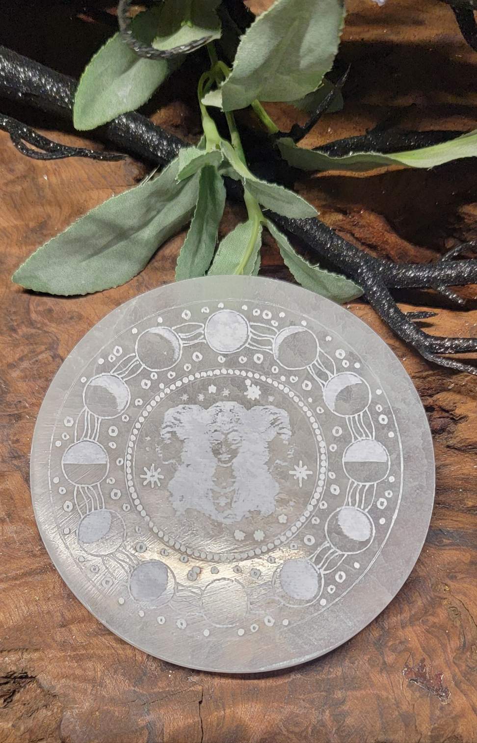 Selenite Triple Moon Goddess Plate – Crystal Charging & Altar Tool