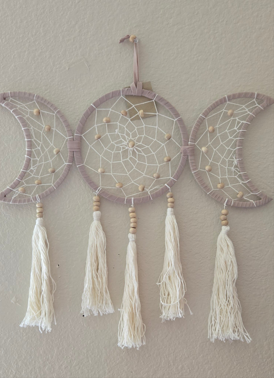 Triple Moon Macramé Dream Catcher – Boho Moon Phase Wall Decor for Witches & Spiritual Spaces