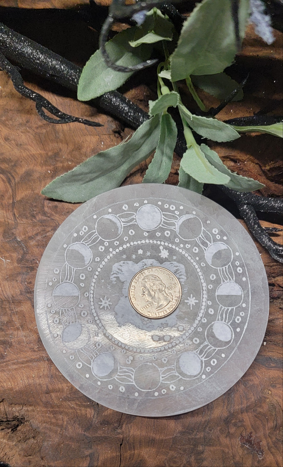 Selenite Triple Moon Goddess Plate – Crystal Charging & Altar Tool