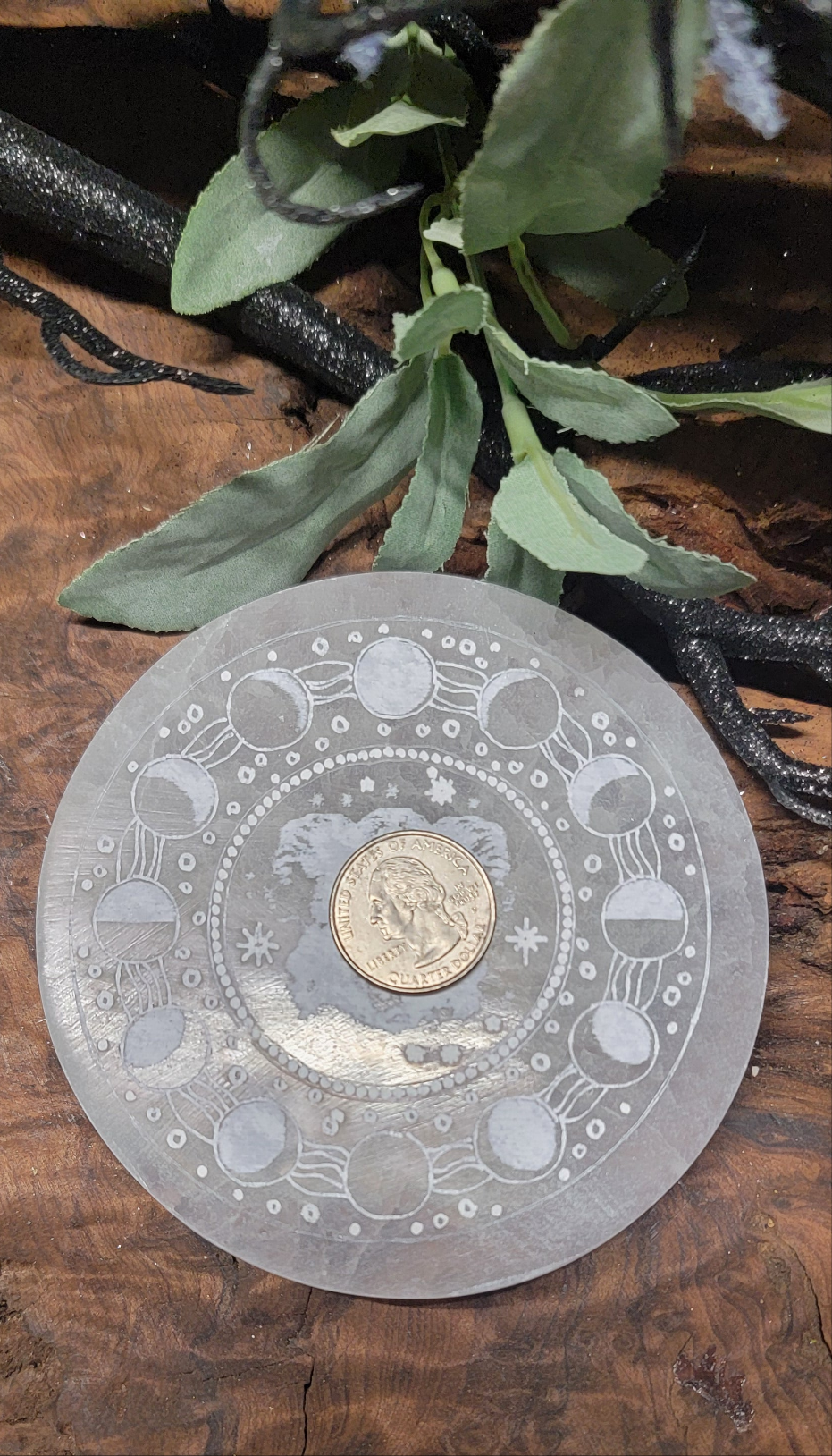 Selenite Triple Moon Goddess Plate – Crystal Charging & Altar Tool