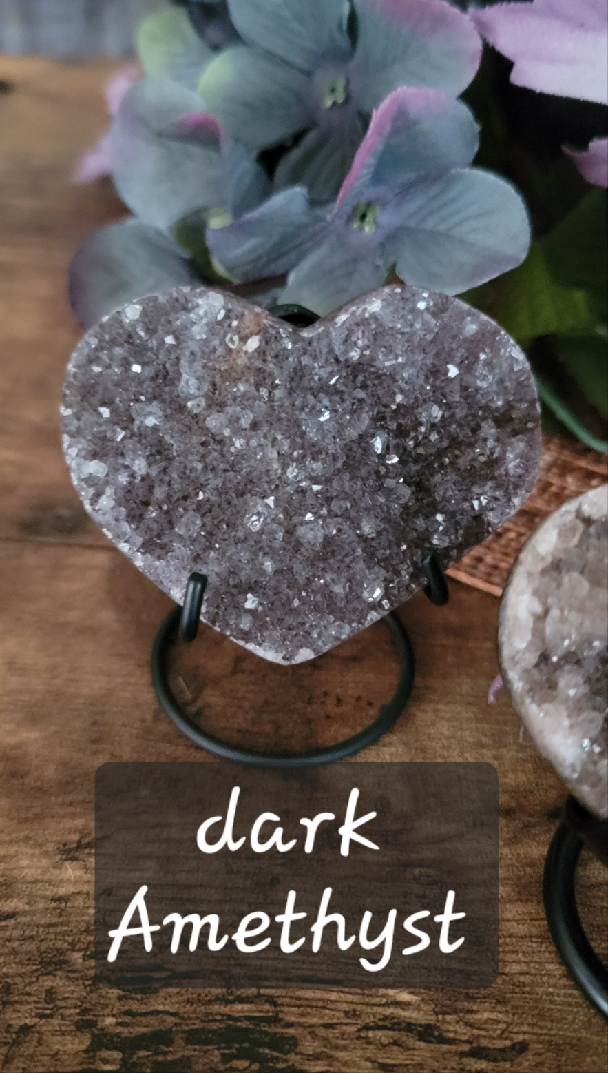 Brazilian Amethyst or Citrin Druzy Heart with Metal Stand – Crystal Home Decor