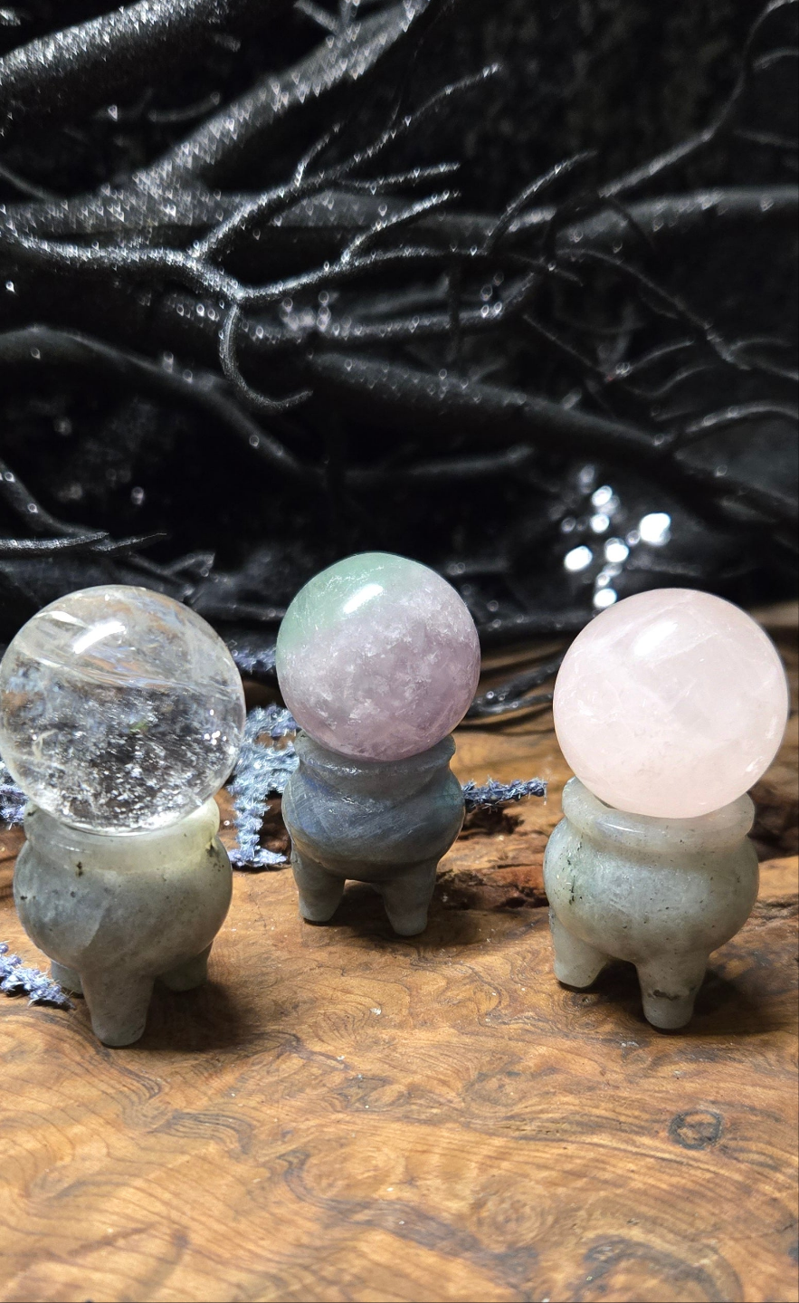 Cauldron Crystal Sphere Holder – Wiccan Stand for Scrying Ball or Energy Work
