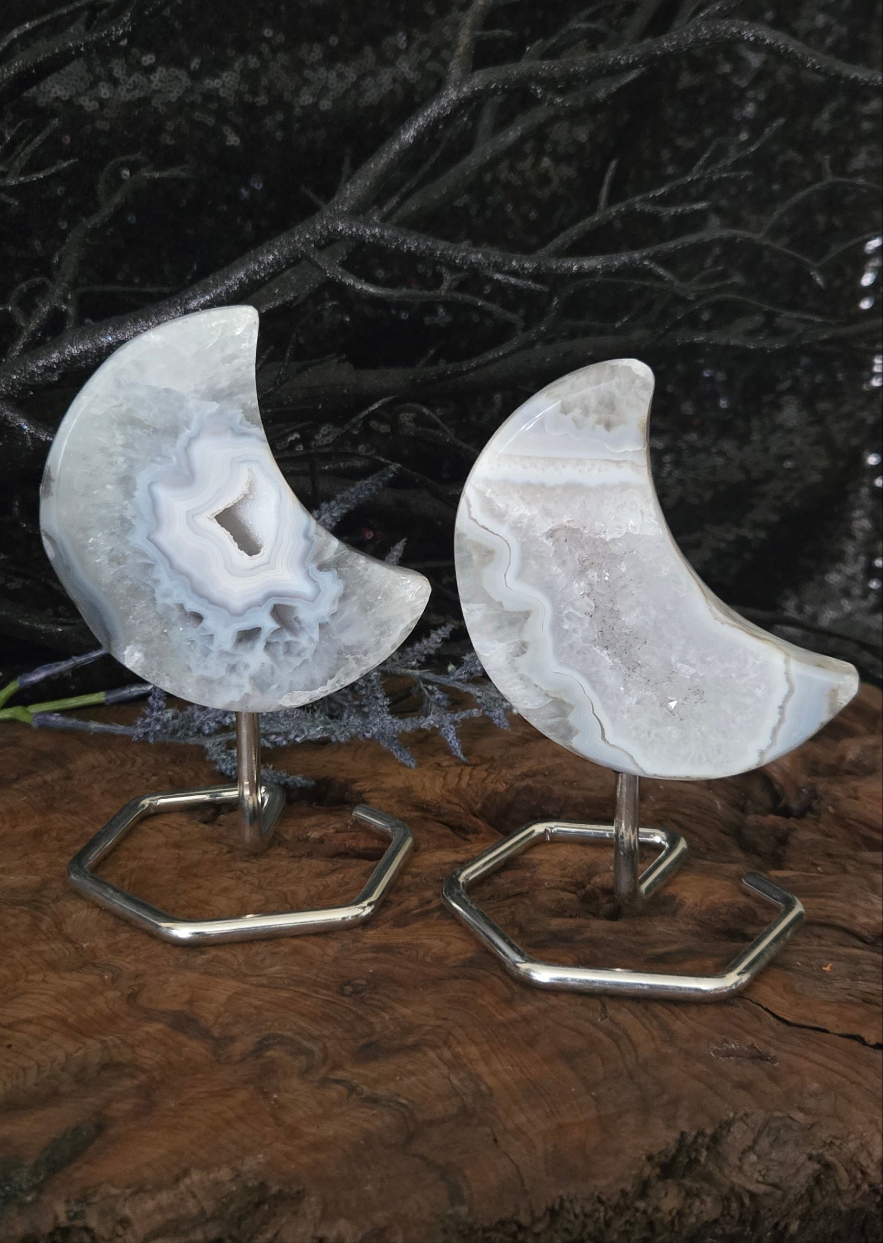 Druzy Agate Crescent Moon on Stand – Grounding Crystal Decor