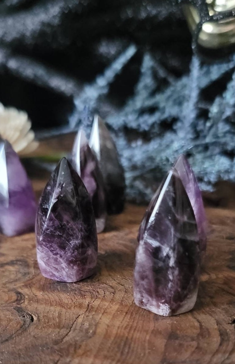 Midnight Purple Dark Amethyst Flame – Polished Crystal Flame for Intuition, Protection & Third Eye Activation