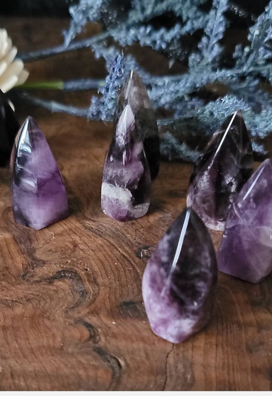 Midnight Purple Dark Amethyst Flame – Polished Crystal Flame for Intuition, Protection & Third Eye Activation