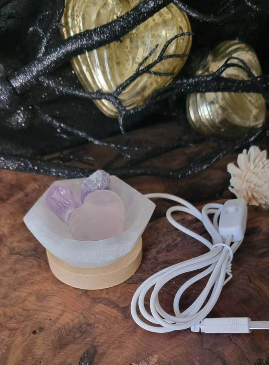 Sweet Dreams Crystal Night Light – Selenite, Amethyst & Rose Quartz