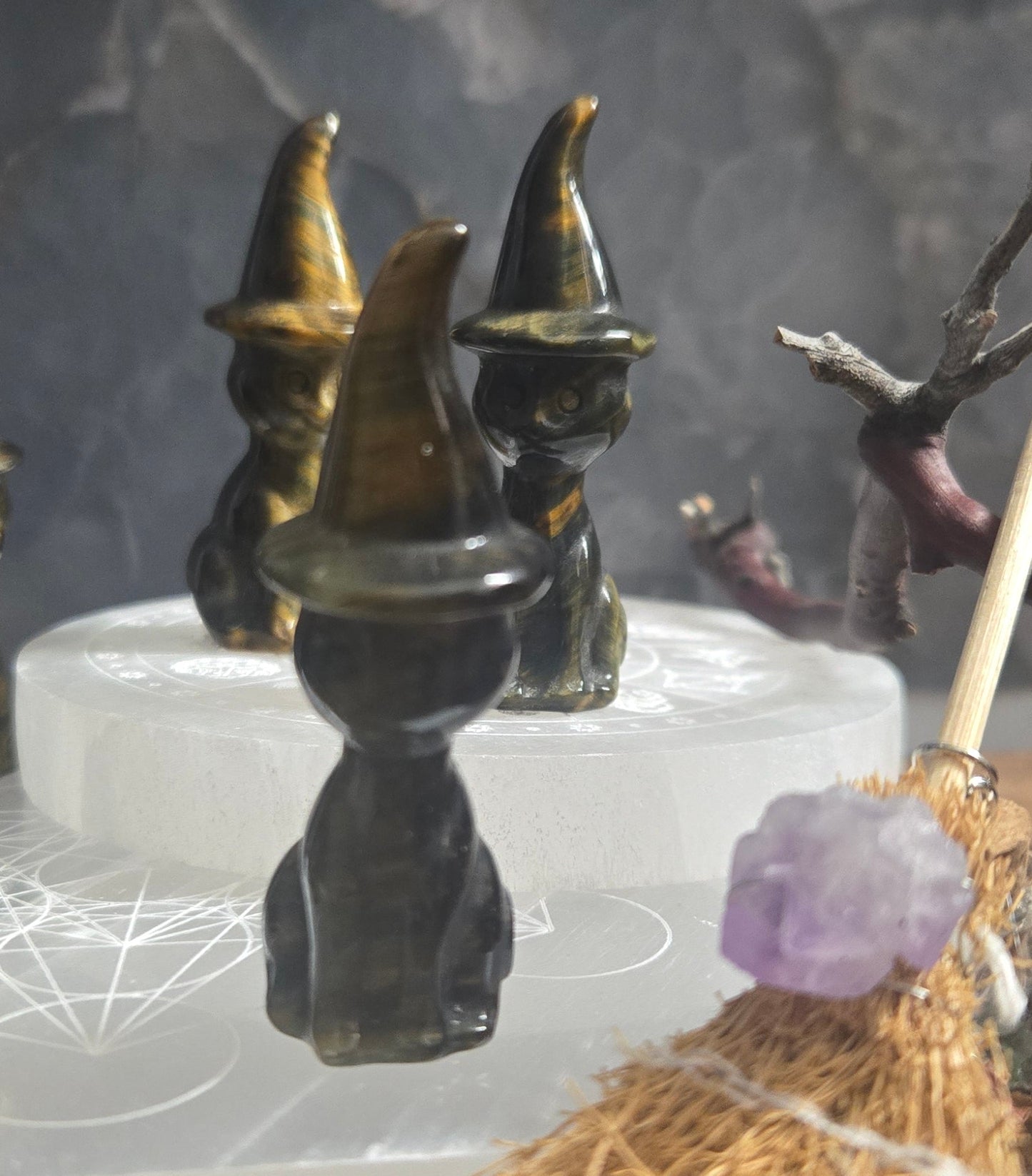 Cat in a Witch Hat Tiger's Eye Crystal carving, Witchy Cat carved crystal