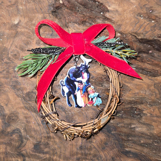 Krampus Ornament Grapevine Wreath – Gothic Christmas Wall Decor