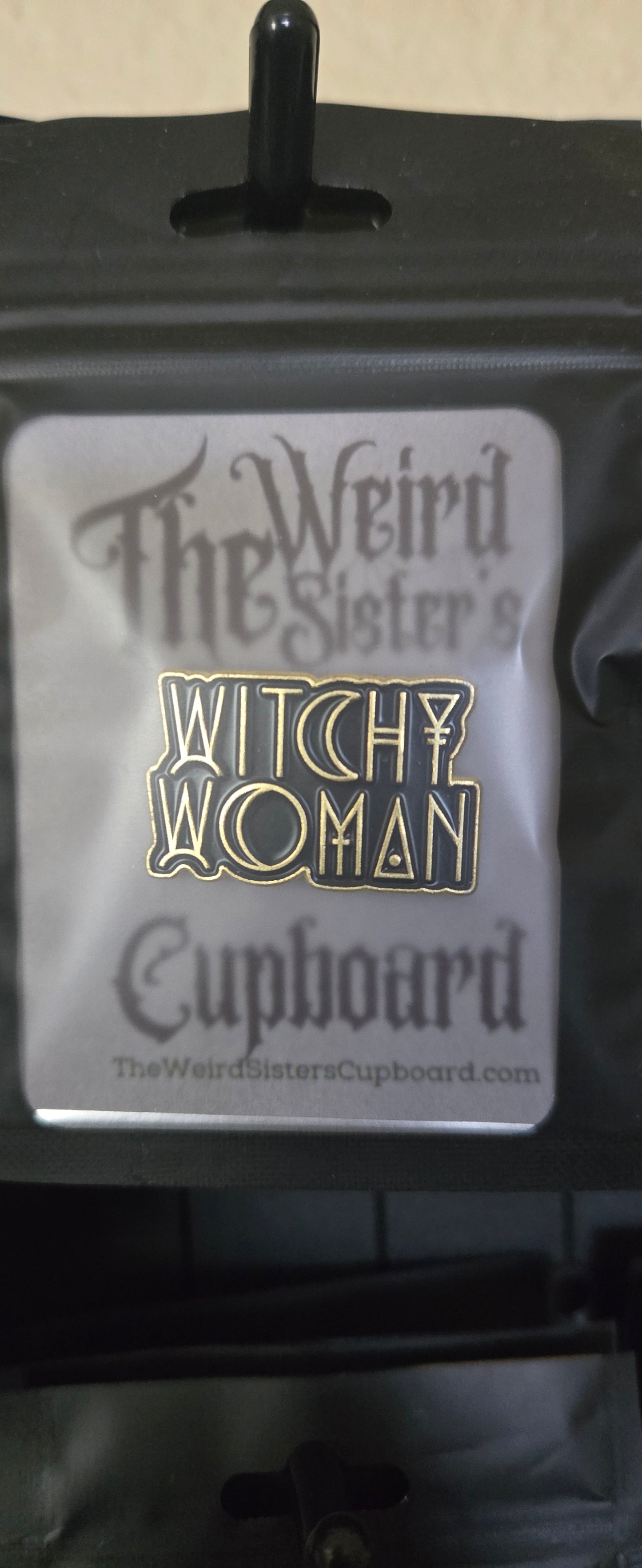 Witchy Woman Enamel Pin ā Feminine Magic Lapel Pin for Witches