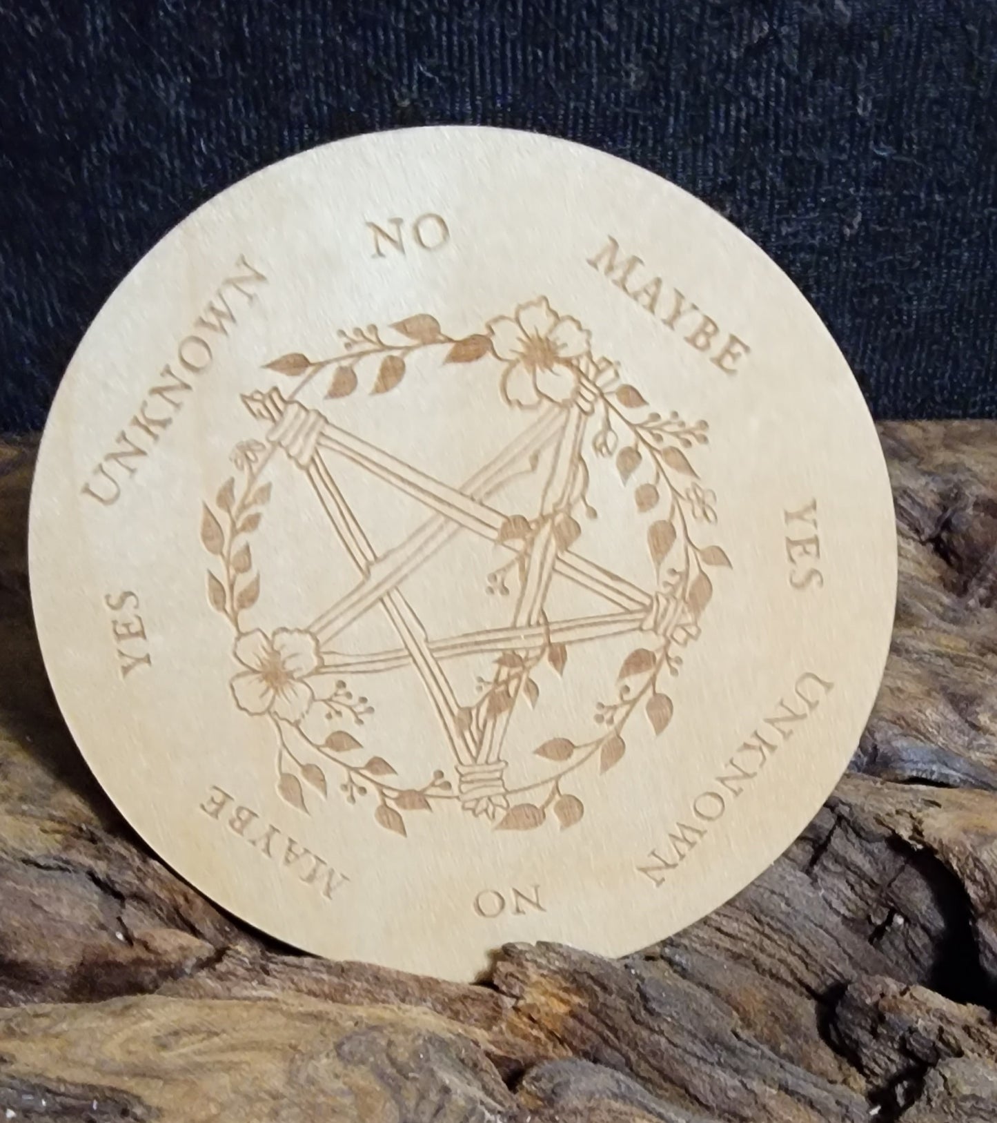 Wooden Pendulum Board ā 4" Floral Pentagram Engraved Divination
