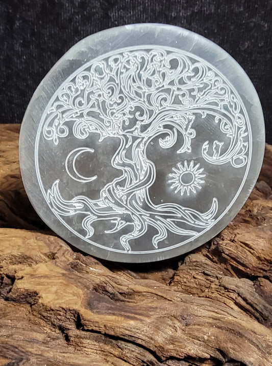 Selenite Charging Plate – Tree of Life Sun & Moon Crystal Grid