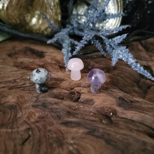 Crystal Mushroom – Labradorite, Amethyst, Rose Quartz Mini 3/4"