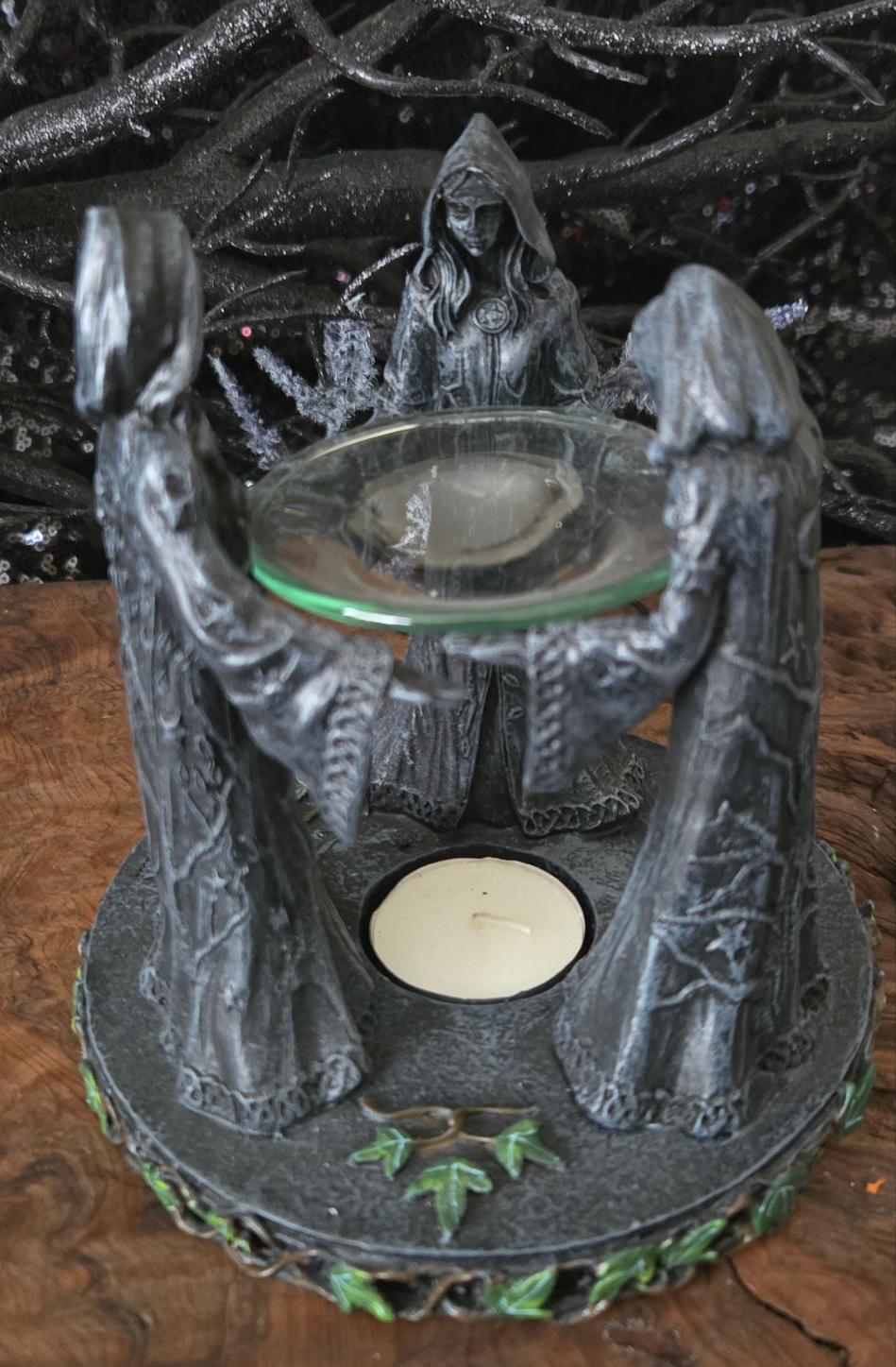Triple Goddess Diffuser & Tealight Holder – Maiden Mother Crone Decor