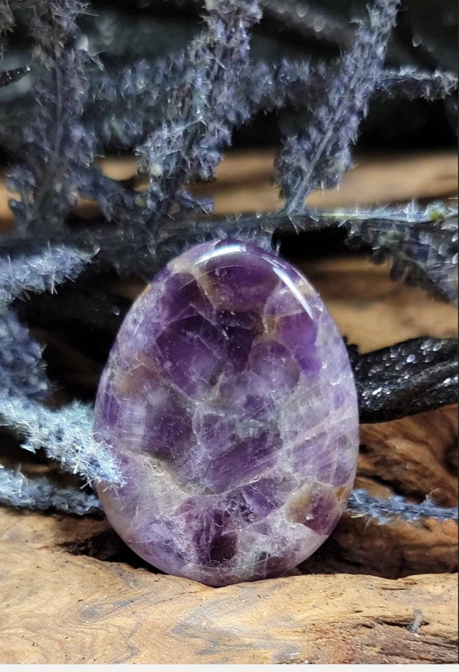 Crystal Worry Stone – Thumb Stone for Anxiety Relief, Stress Support & Meditation