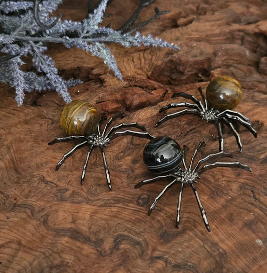 Crystal & Metal Spider — Tiger’s Eye or Agate | Protection & Luck