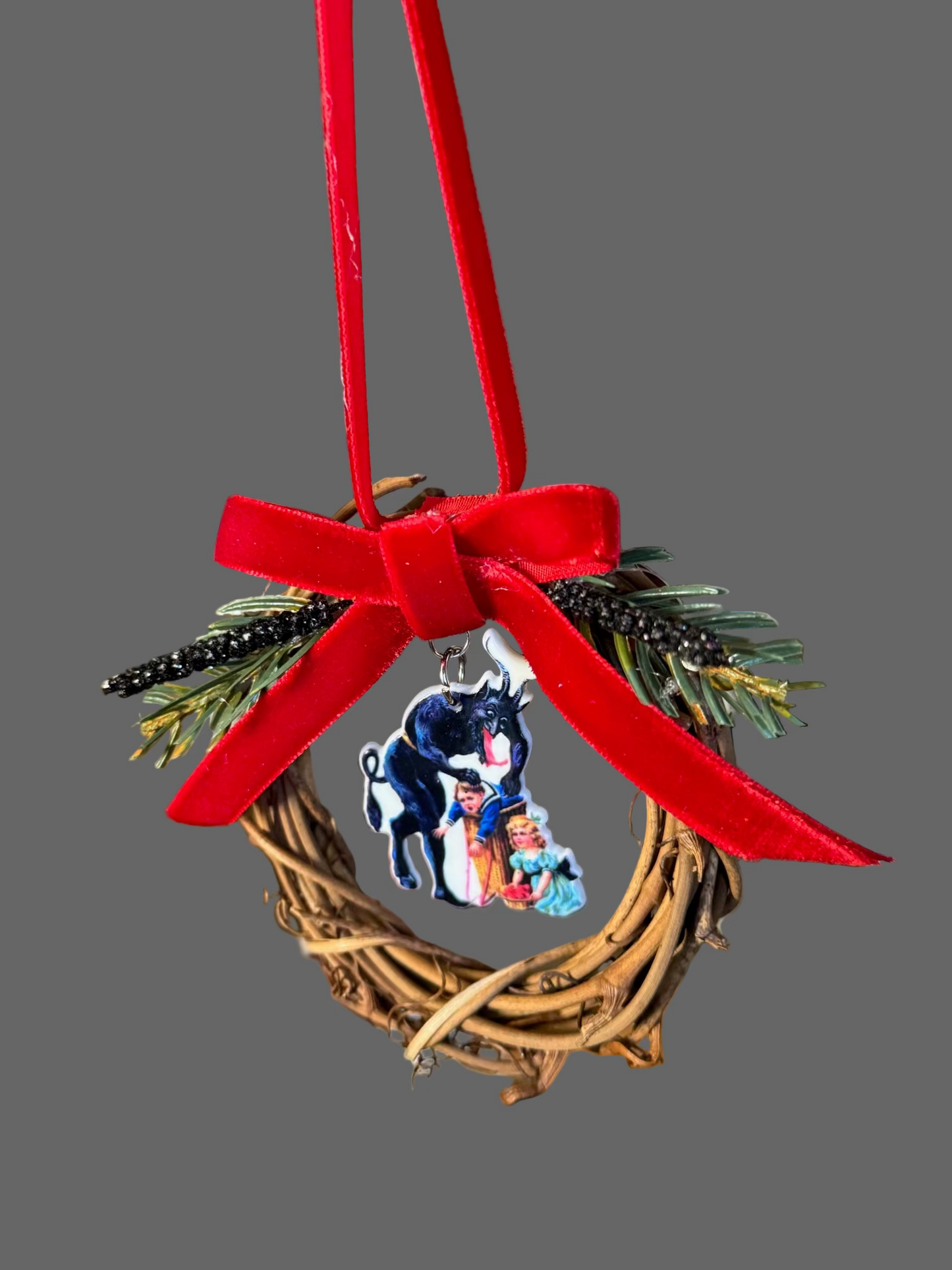Krampus Ornament Grapevine Wreath – Gothic Christmas Wall Decor