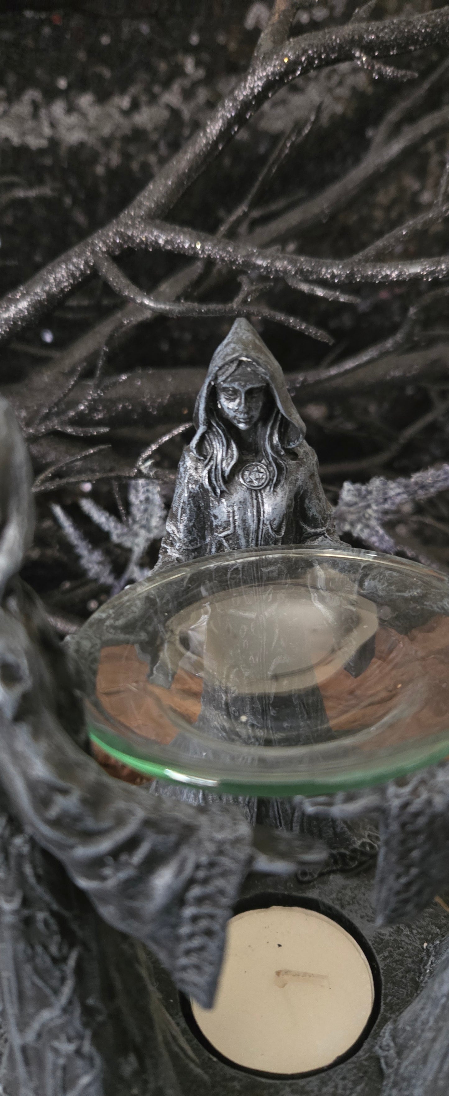 Triple Goddess Diffuser & Tealight Holder – Maiden Mother Crone Decor