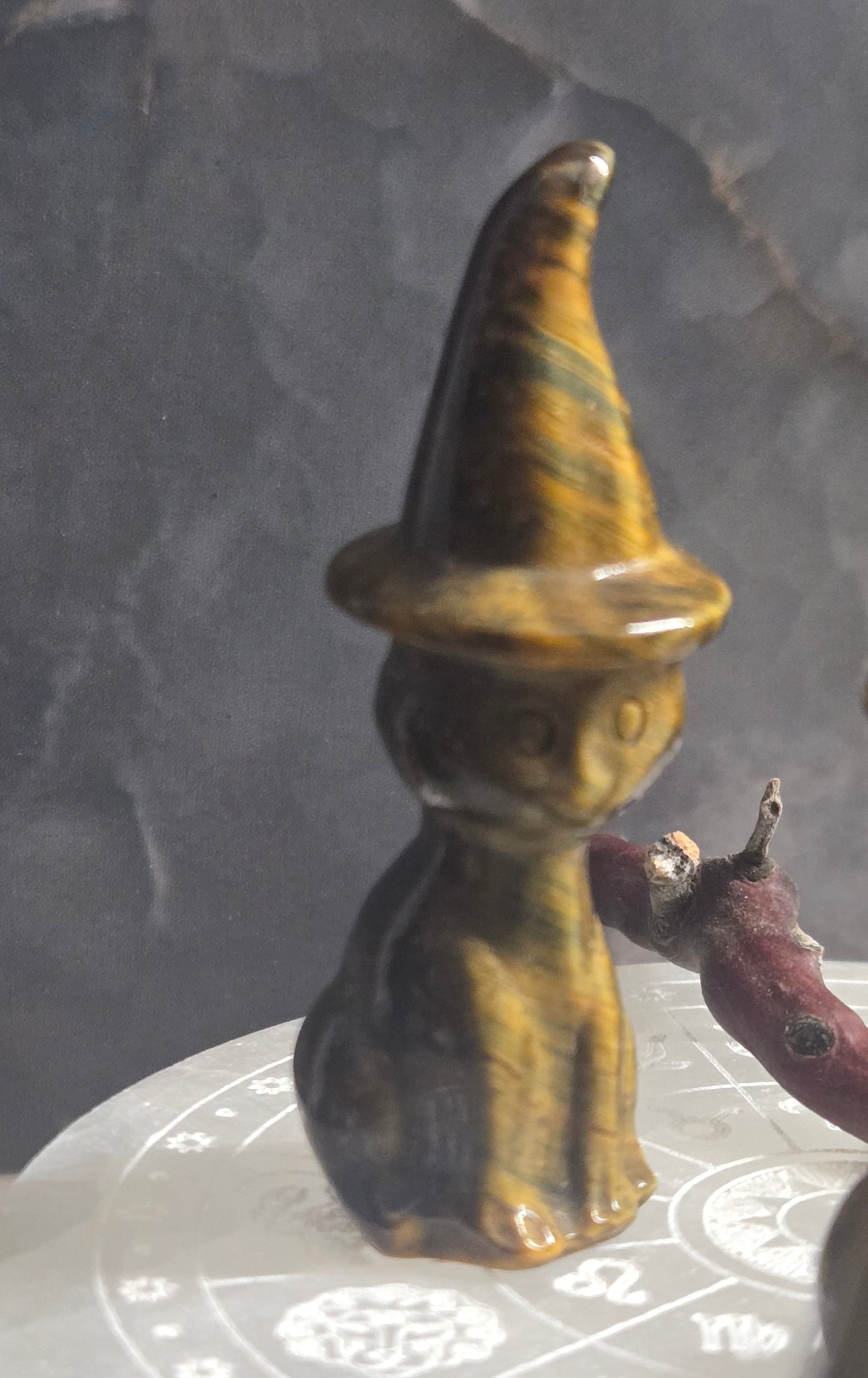 Cat in a Witch Hat Tiger's Eye Crystal carving, Witchy Cat carved crystal