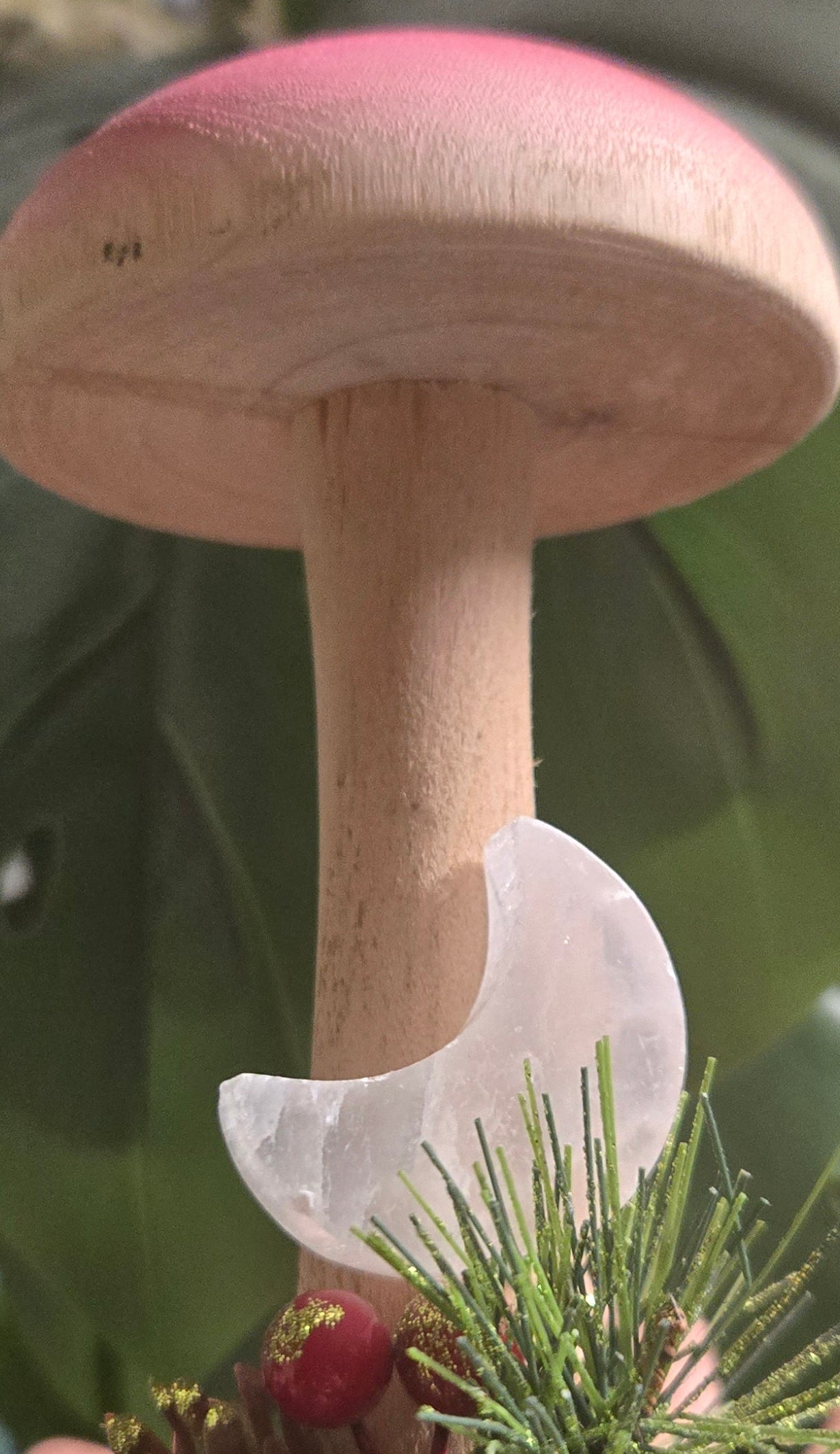 Selenite Crescent Moon 1.5" – Cleansing Crystal Moon Carving | Energy Purification, Charging Stone, Lunar Decor