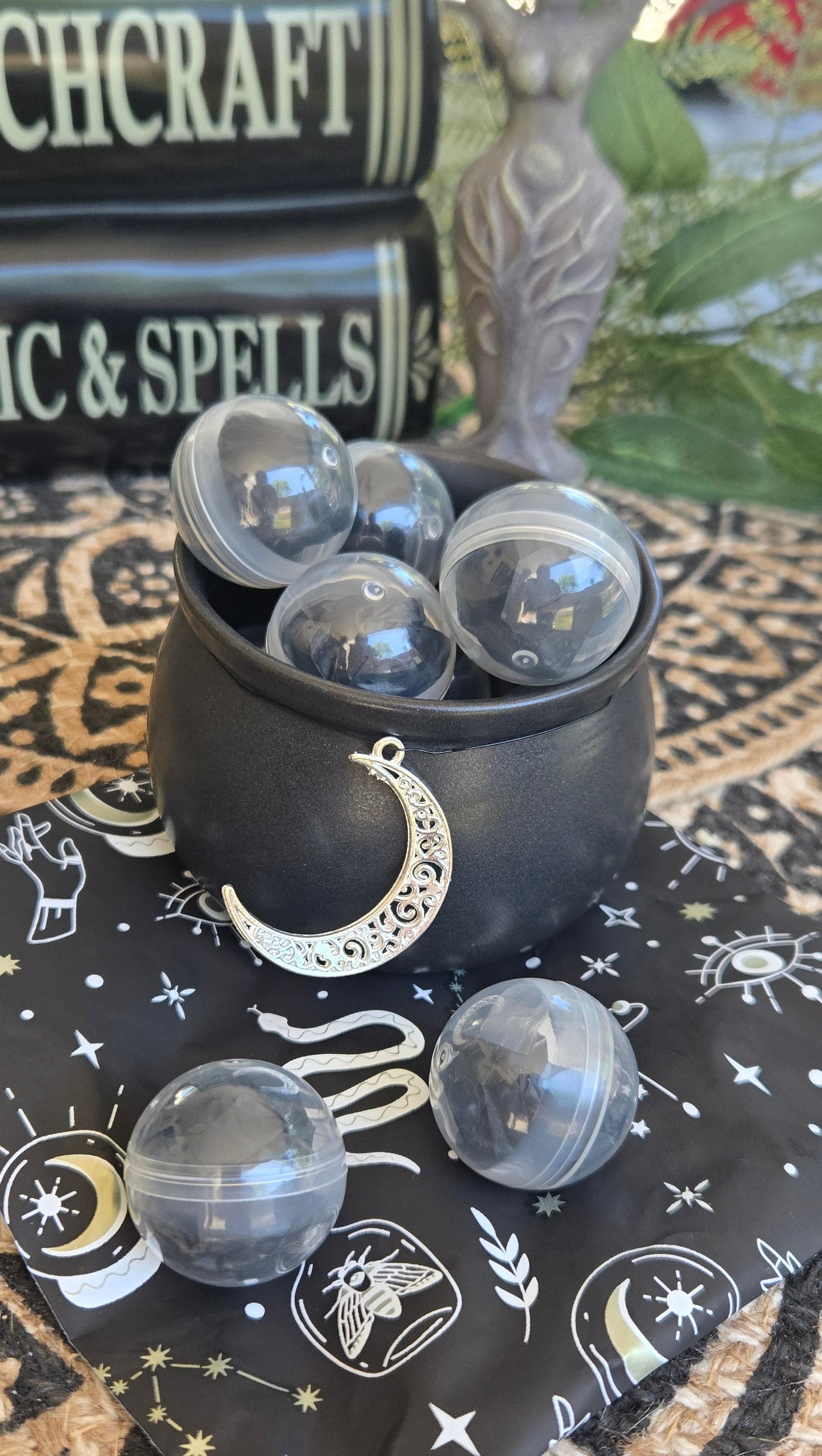 13 Nights of Samhain Halloween Bubbling Cauldron Advent