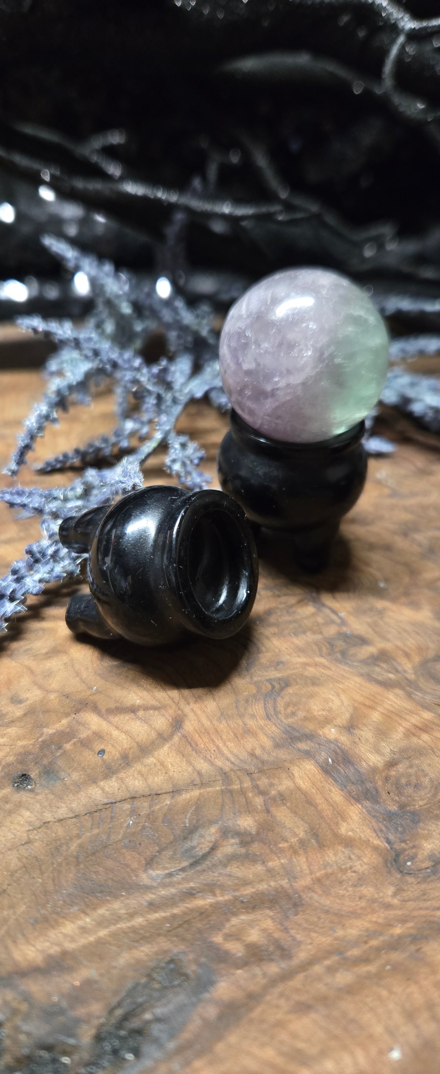 Cauldron Crystal Sphere Holder – Wiccan Stand for Scrying Ball or Energy Work